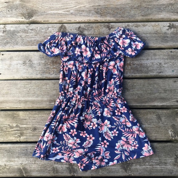 Cute Romper - Picture 2 of 5